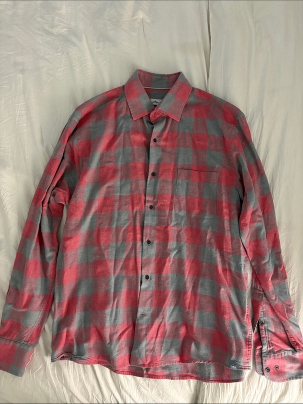 Peter Millar Men’s button down (Medium)
